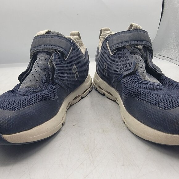 On Cloud Cloudplay Kids 12K Blue Athletic Sneakers School Casual Walking Out - Picture 2 of 14